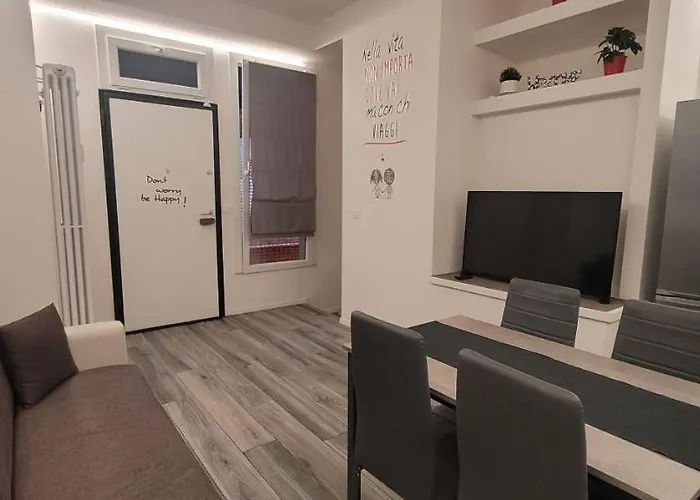 Casa Vacanze Bologna 아파트 볼로냐